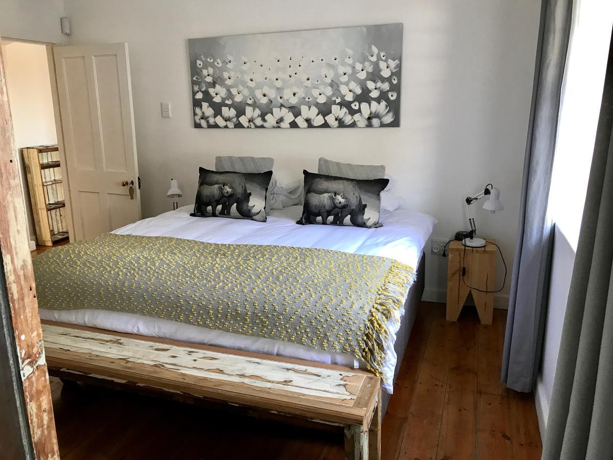 The Cove Guesthouse, Mossel Bay Exterior photo